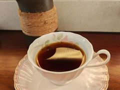 -Café Monson