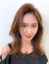 -变画·发型STUDIO