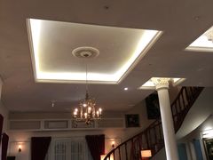 -La Villa French Restaurant