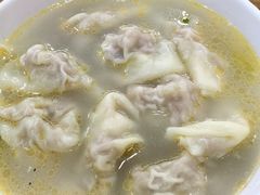 -胡成记口蘑龙眼包子(盐道街店)