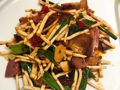 折耳根炒腊肉-贵州大厦贵州厅