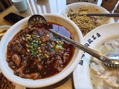 -严记小天府酸菜鱼(西四路店)