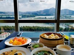-湖景知味西餐厅•自助餐• 轻食(南京金茂威斯汀大酒店)