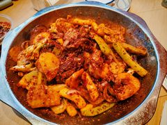 -嘎嘎鸭下巴·爆辣干锅(明教寺店)