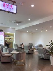 -十月日记高端孕妈妈摄影(黄金大厦店)