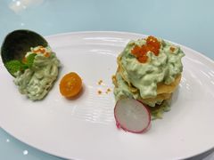 牛油果色拉-新吉士·上海菜(浦东LCM置汇旭辉店)