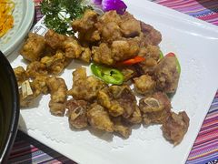 -香巴拉云南餐厅(华莱坞店)