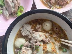 -榮泰米粉湯(Left Shop)