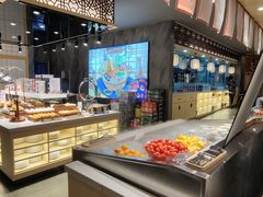 面包甜点陈列柜-匠牛亭·锅物烧肉放题自助(昆百大·泰业城店)