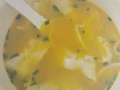 -笑来喜馄饨小笼工坊(通扬路店)