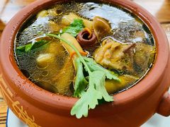 -小厨子私房菜·云南美食店