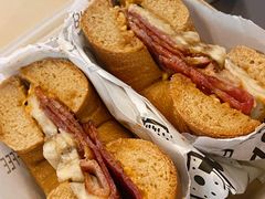 -HOLY BAGEL(苏河店)