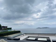 -瑰丽酒店·海吧·天际下午茶·现场DJ·天台酒吧