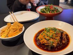 -辣尚瘾·烤鱼·新川菜(交大直营店)