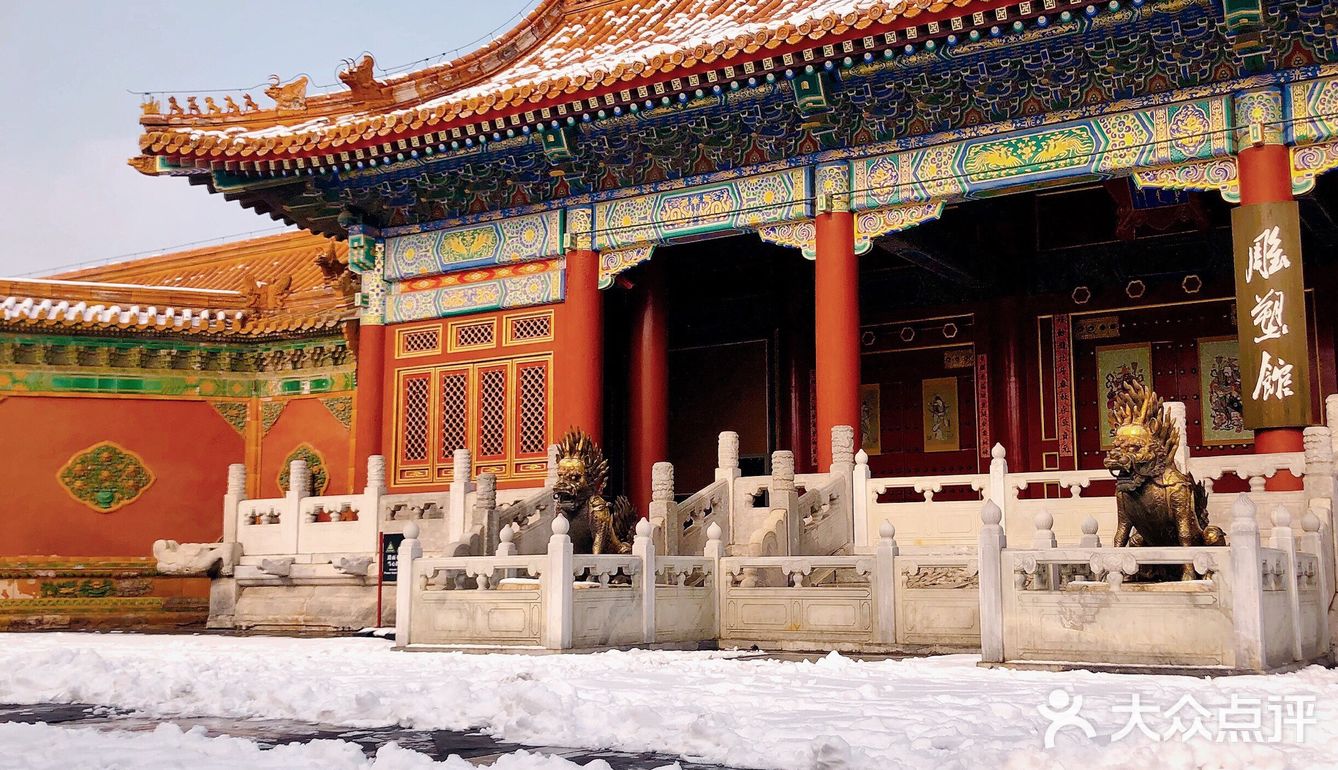 翻到了年前赶上下雪的时候去的旧宫，还是没忍住把照片发