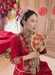 -红馆妆造(中央大街店)