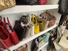 -JuneShop小众设计师品牌集合店