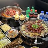 ️自助饮料：三元饮品自助区，有免费无限续的冰淇淋