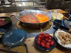 -湊湊火锅·茶憩(南京东路悦荟店)