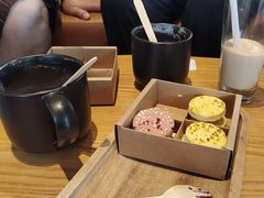 -星巴克臻选(上海合生汇1F店)