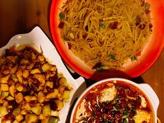 -重庆石磨豆花庄(乔庄店)
