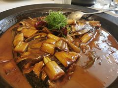 招牌烧查干湖大鱼头-小天厨民间菜馆(深圳街店)