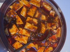 -渝是乎酸菜鱼·川渝小炒(新世界百货望京店)