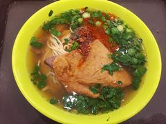 -华中科技大学东三学生食堂