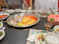-廖掌柜·重庆鲜货火锅(上海首店)