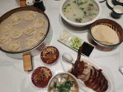 开封灌汤小笼包-梅利汴京烤鸭•开封豫菜地标店(东大街店)