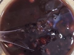 -爆炸头阿姨小四川正宗川味小吃(无任何分店)