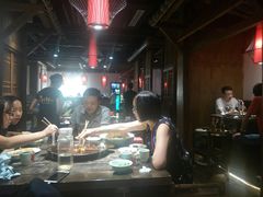-红九格老火锅(三峡广场店)