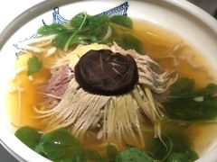 -姜君·千岛湖鱼头馆(浦东大道店)