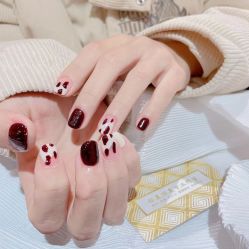 -杨美丽·美甲美睫