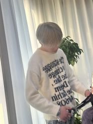 -V7 HAIR SALON