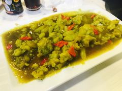 -虾弄弄海派小龙虾·牛羊蝎子火锅