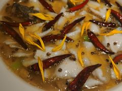 -渔语鱼酸菜鱼新川菜(来福士店)