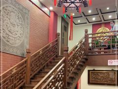 -梅龙镇酒家(南京西路总店)