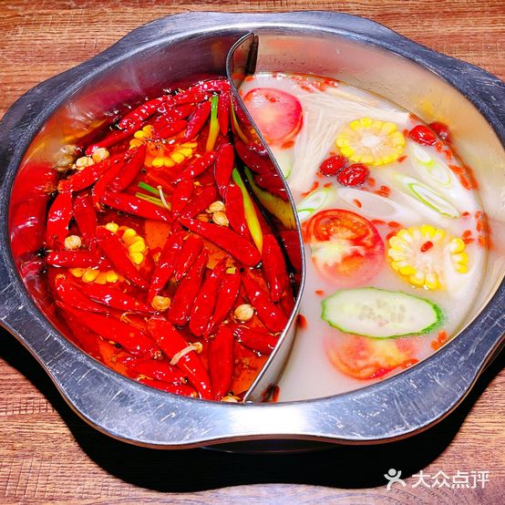 六破串串香(福州旗舰店)