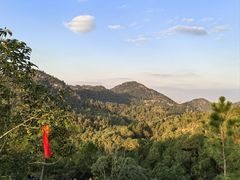 -灵岩山风景区