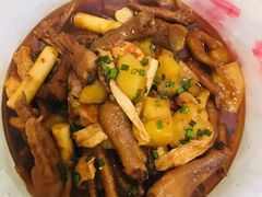 鸡爪土豆年糕煲-海宁煲农家菜(惠南镇店)