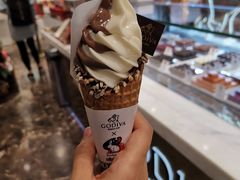 -GODIVA(月星环球港店)
