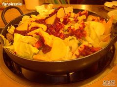 鸡排锅---初步搅拌后-香猪坊(五道口店)