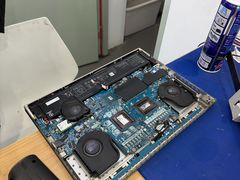 -华硕电脑ROG玩家国度·售后维修中心(虹桥天街店)