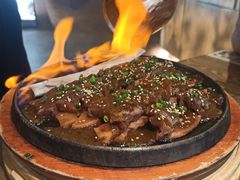 -蜜桃餐厅·伴山(湖滨商业街店)