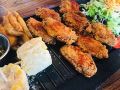 -I HOLIC艾豪丽披萨(KKone店)