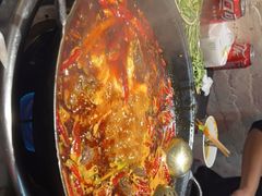 -四小区火锅·巷子里的重庆火锅(花照壁店)