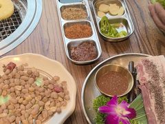 -明洞阿姨·韩式酱蟹烤肉·创意料理(三元桥店)