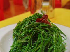 炝拌草原沙葱-德乐海蒙餐
