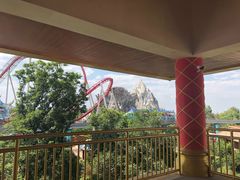 -七彩云南欢乐世界